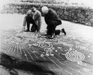 The Cochno Stone and Its Mysterious 5,000 Year Old Symbols 67 The Cochno Stone excavation